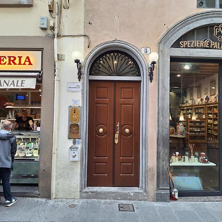 Mamo Florence - Amalia Piazza Signoria Apartment Exterior photo